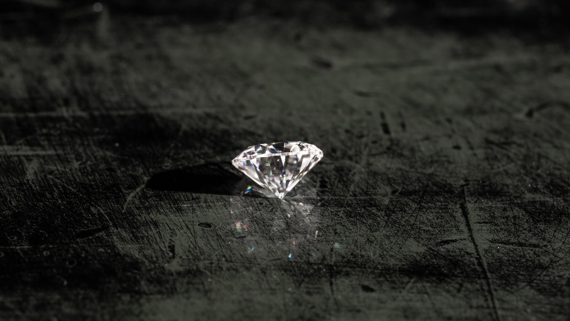Diamond Color Chart with D to Z Color Grades
