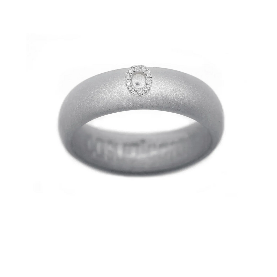 “O” Diamond Initial - Size 4