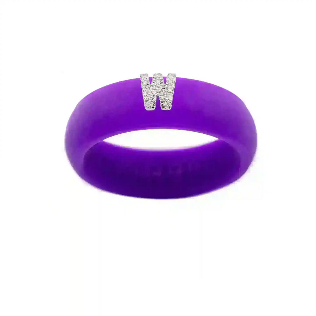 “W” Diamond Initial - Size 8